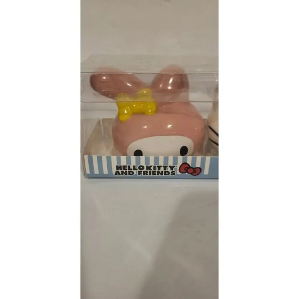 New Sanrio Ceramic Hello Kitty And Friends Salt And Pepper‎ Shaker Set HG8